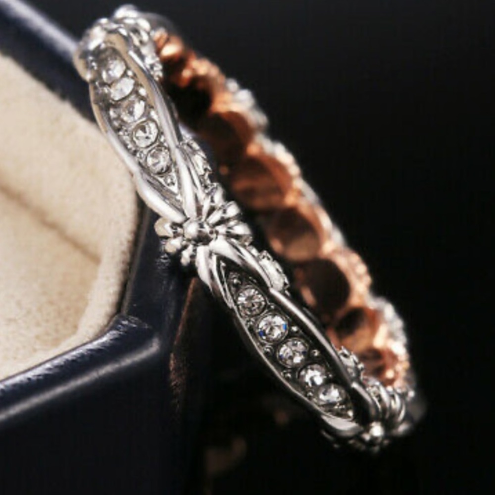New two tone Wedding band Ring - Picture 2 of 5